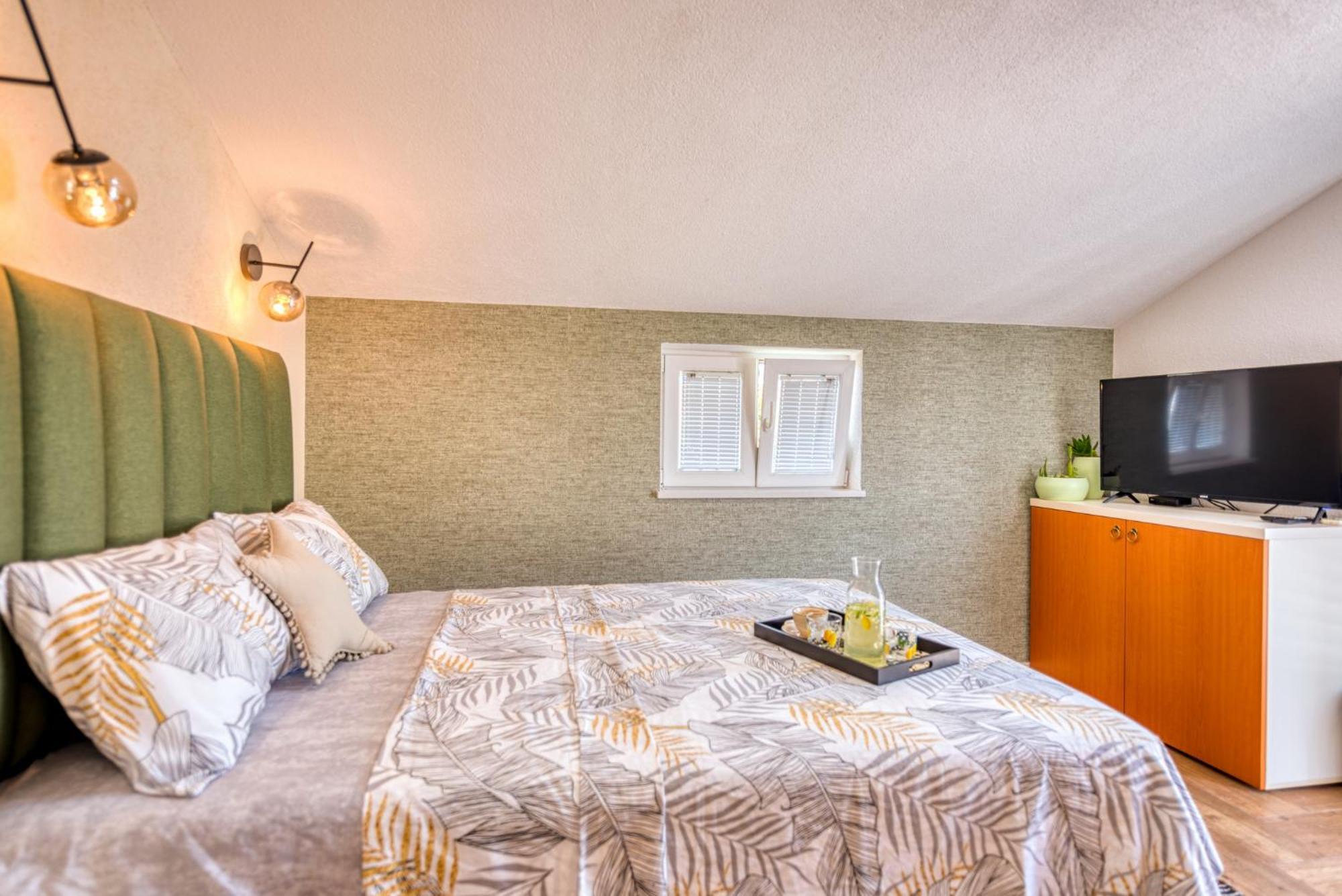 Miro Guesthouse ティヴァト 部屋 写真