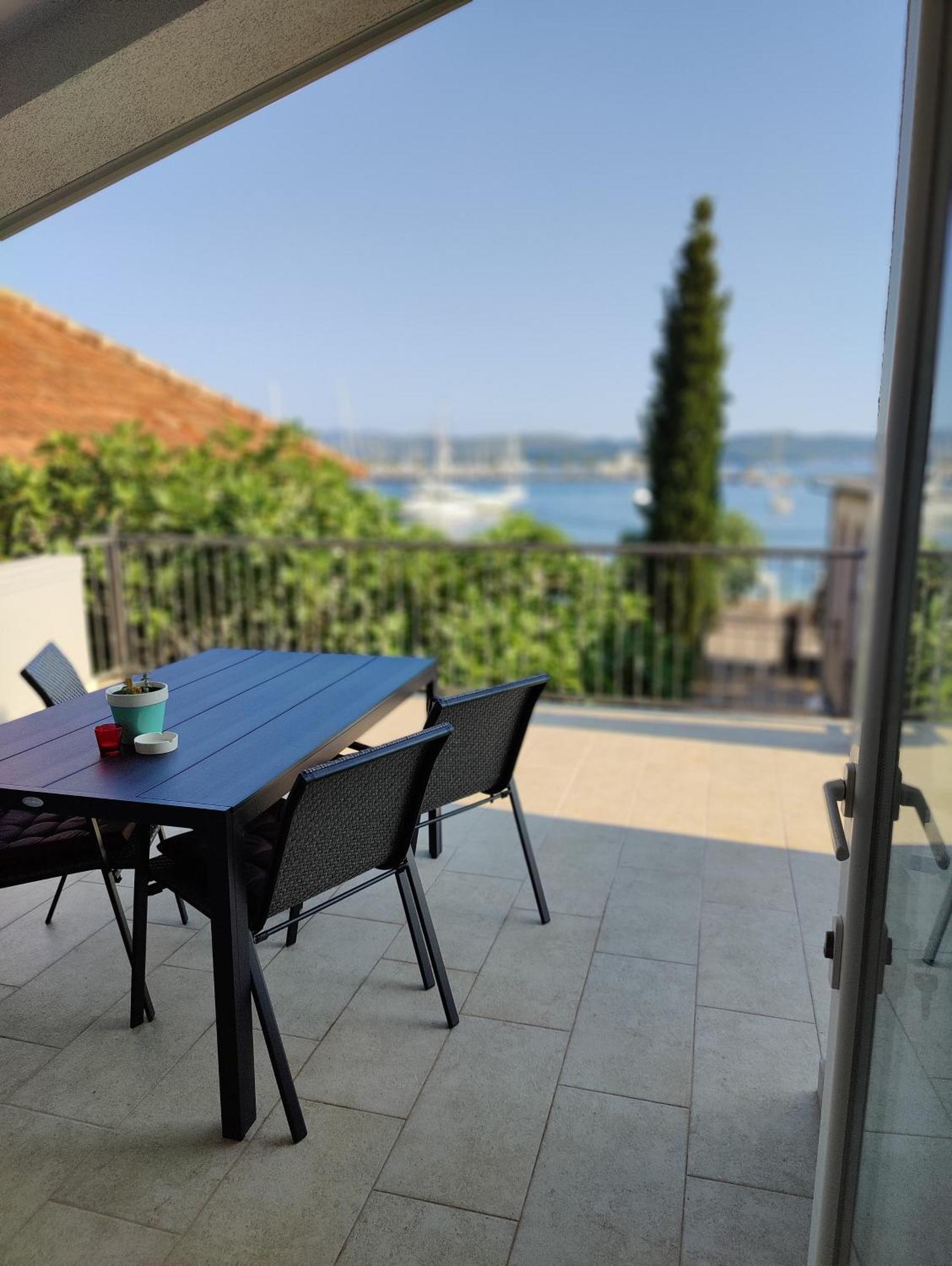 Miro Guesthouse ティヴァト エクステリア 写真