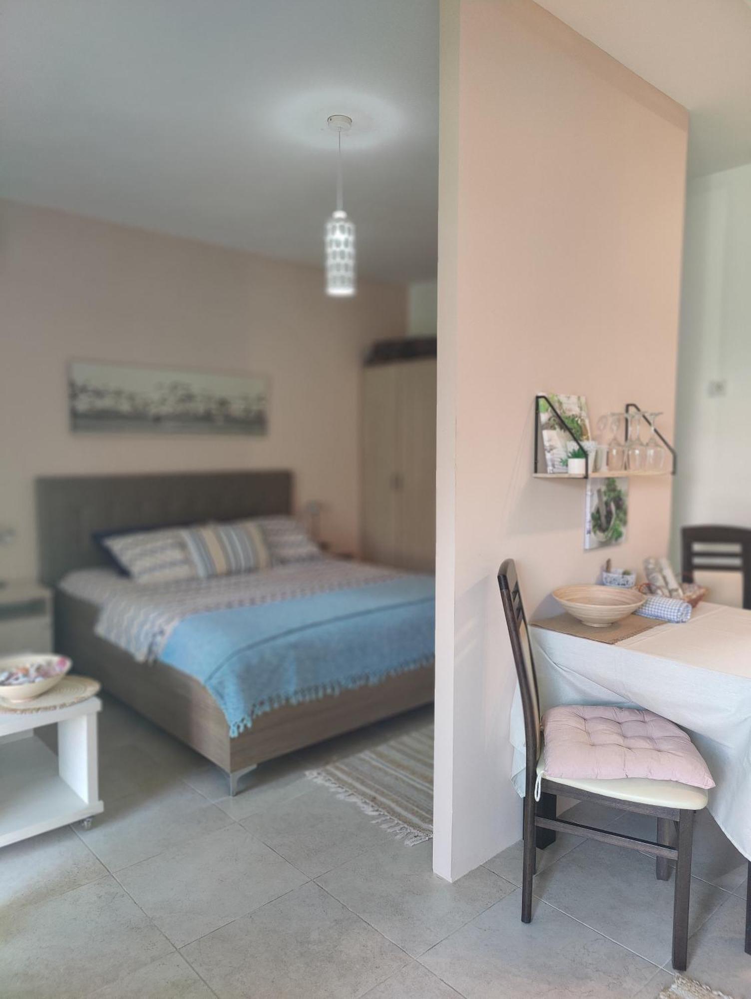 Miro Guesthouse ティヴァト エクステリア 写真