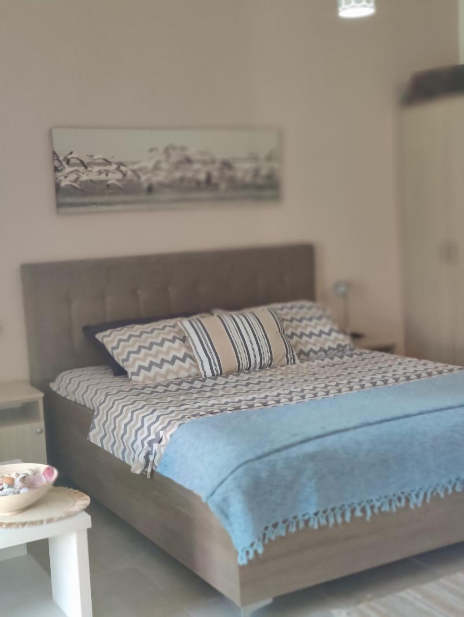 Miro Guesthouse ティヴァト エクステリア 写真